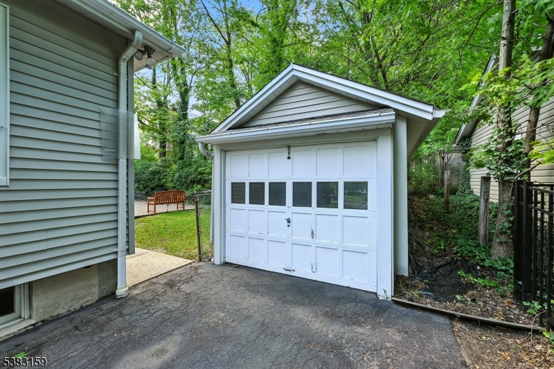 Westfield Town, New Jersey, 07090, United States, 3 Bedrooms Bedrooms, ,1 BathroomBathrooms,Residential,For Sale,1941836