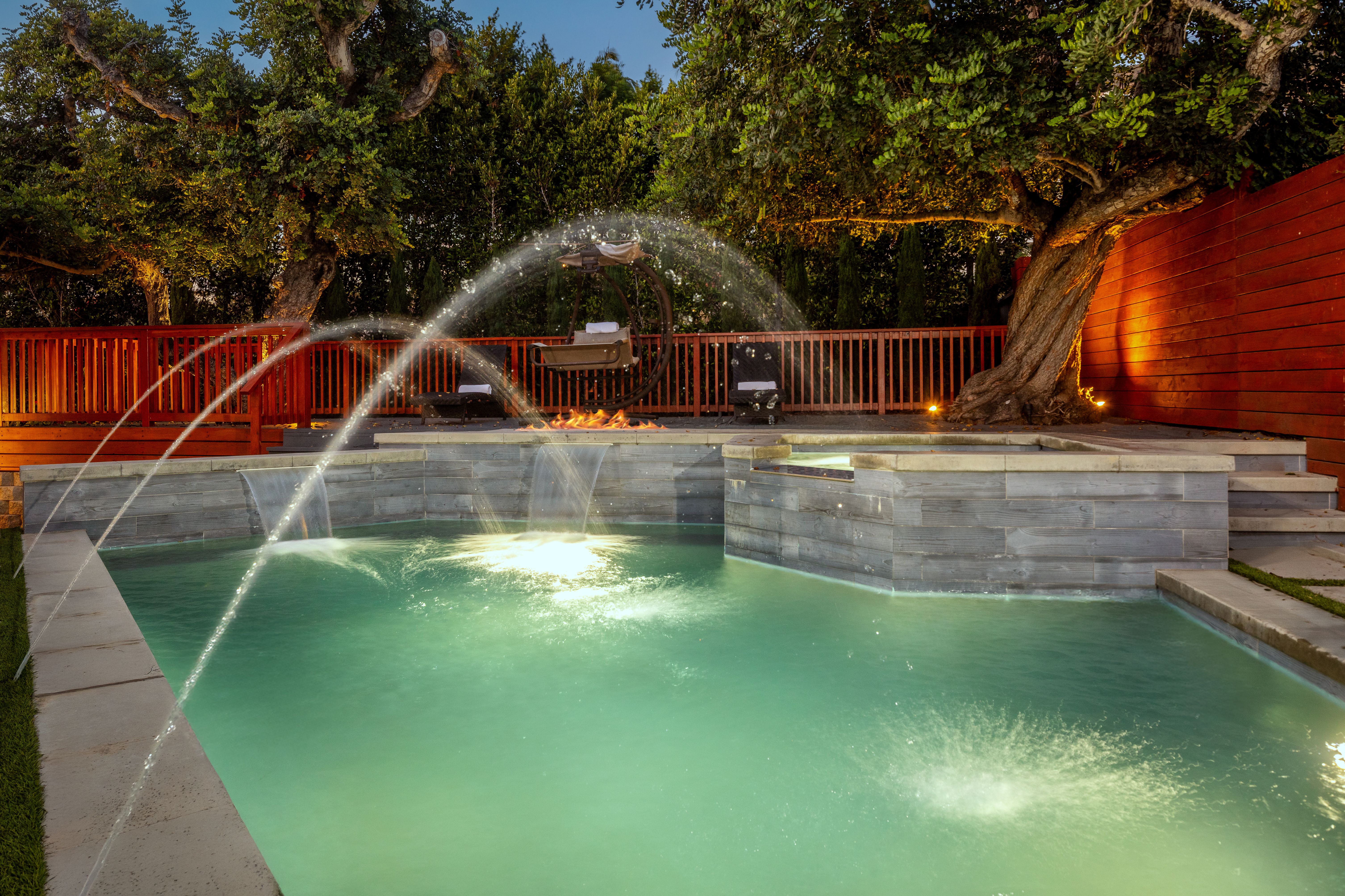  2 Camel Point Drive, Laguna Beach, CA 92651 - 物件實景