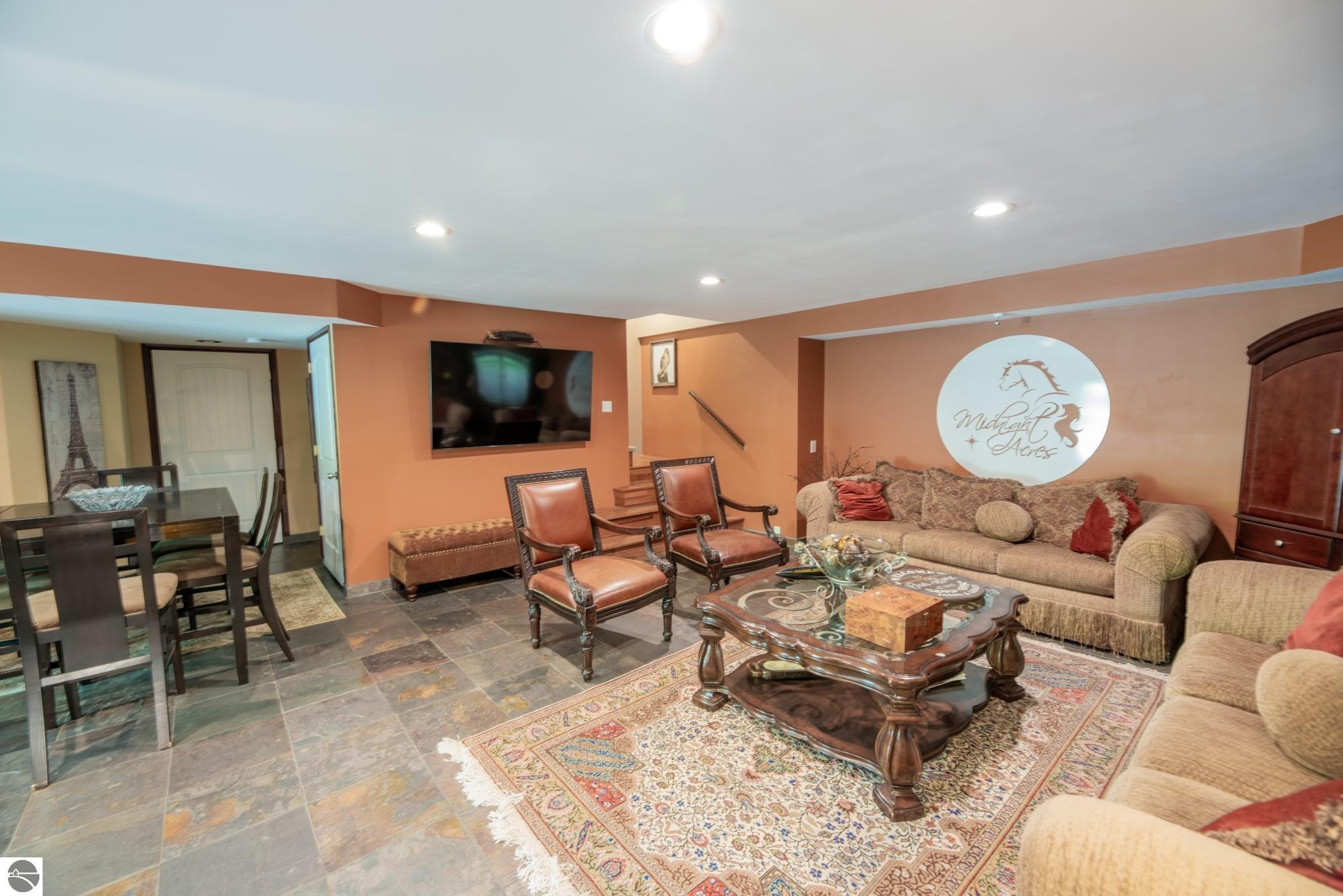 Bellaire, Michigan, 49615, United States, 4 Bedrooms Bedrooms, ,2 BathroomsBathrooms,Residential,For Sale,1938366