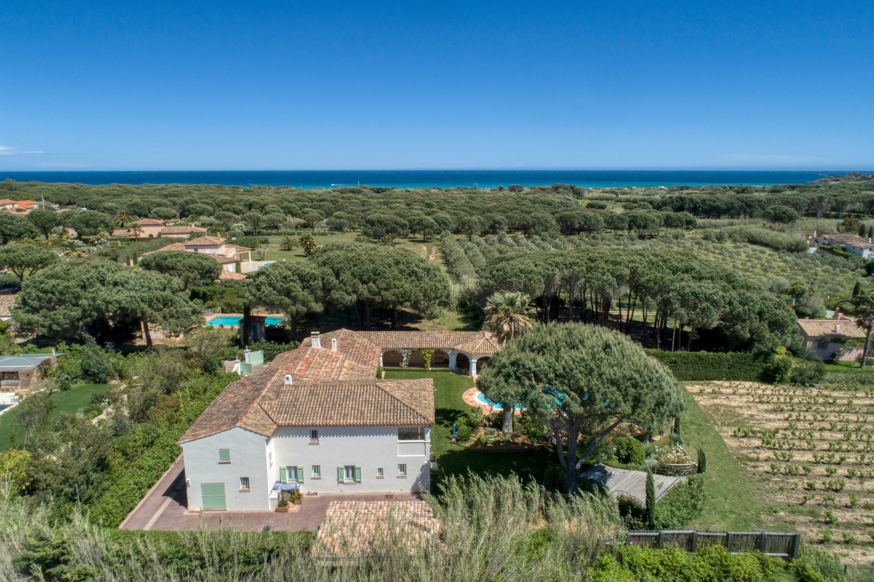  RAMATUELLE – Exclusive Listing – Neo-Provençal Villa near Pampelonne Beaches - 物件實景