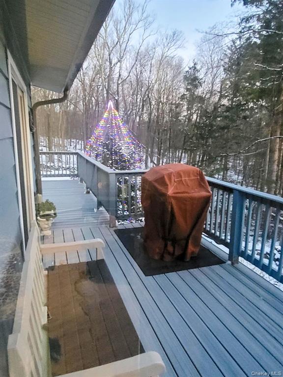 Carmel, New York, 10512, United States, 3 Bedrooms Bedrooms, ,2 BathroomsBathrooms,Residential,For Sale,2006472