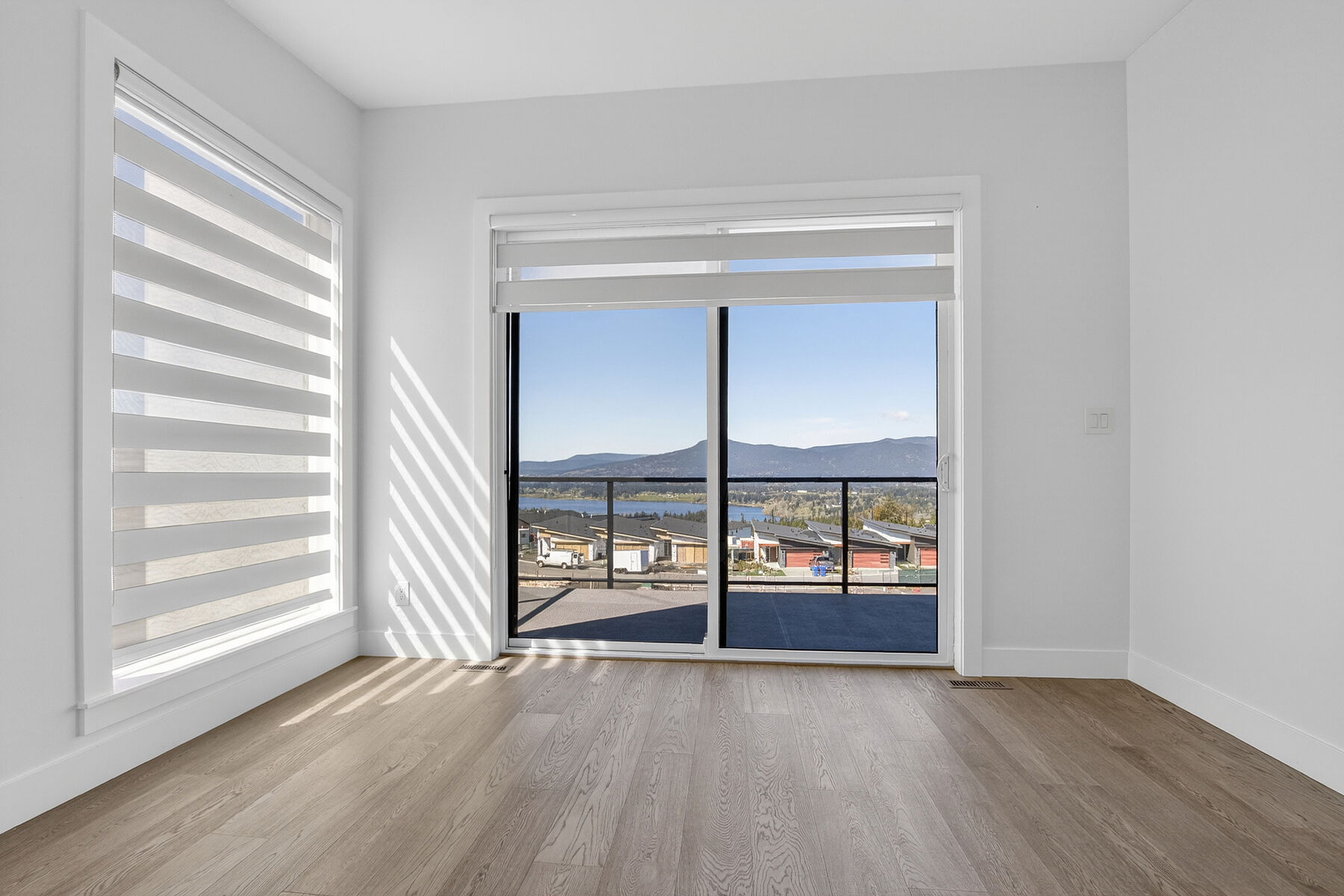  Spacious & Bright - 物件實景