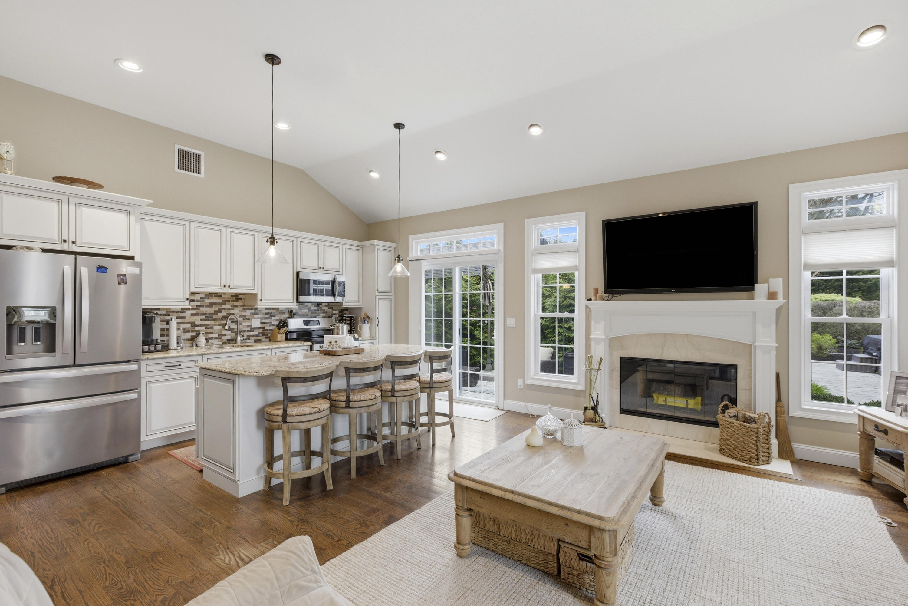  103 Pine Street, Port Jefferson Station, NY, 11776 - 物件實景