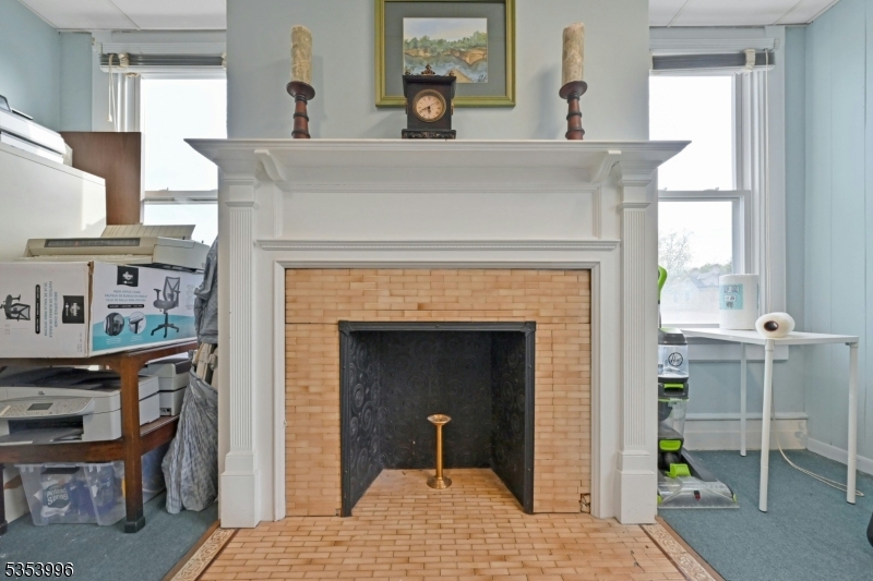 Montclair Twp., New Jersey, 07042, United States, ,Residential,For Sale,1989537