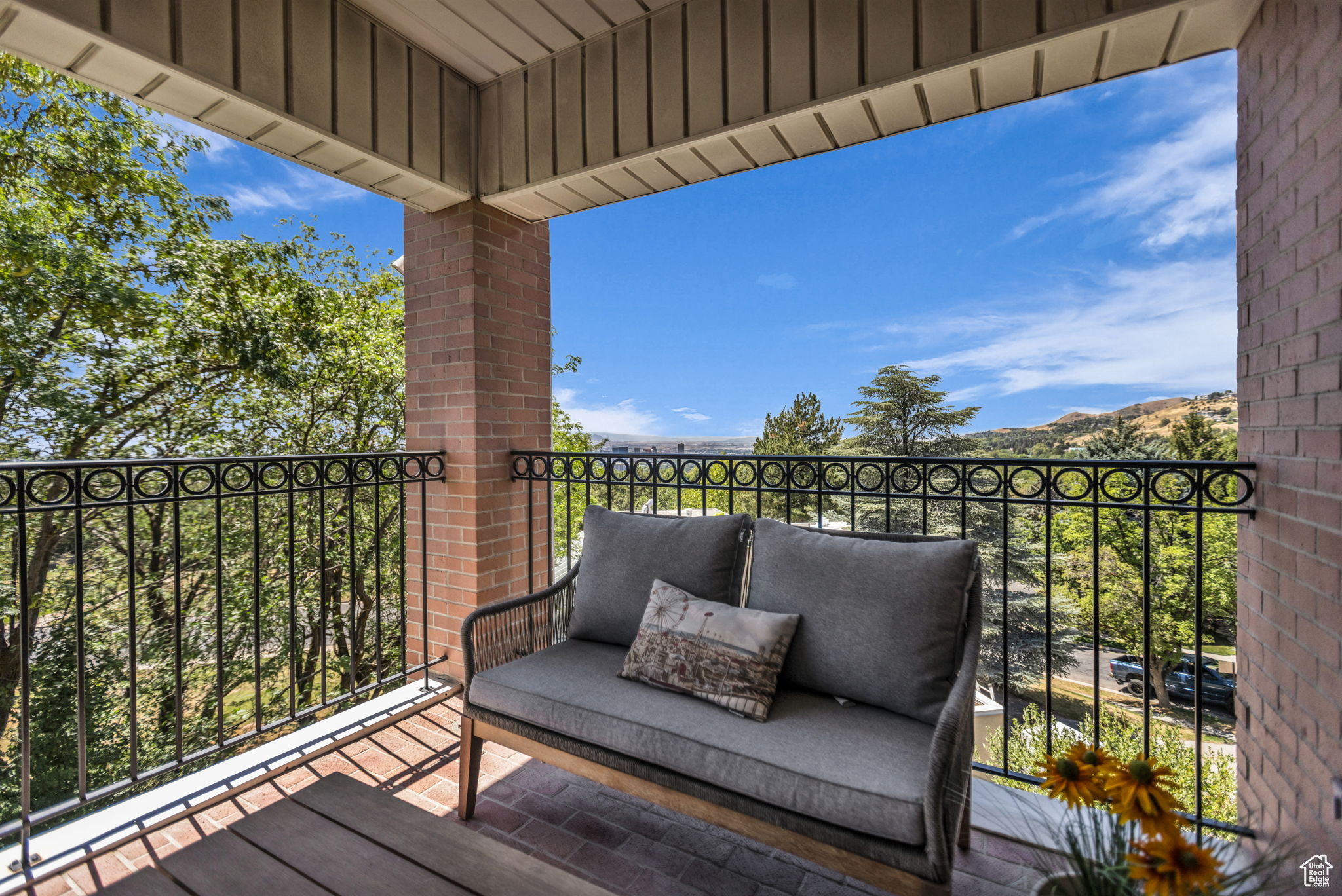 Salt Lake City, Utah, 84103, United States, 7 Bedrooms Bedrooms, ,4 BathroomsBathrooms,Residential,For Sale,1907305