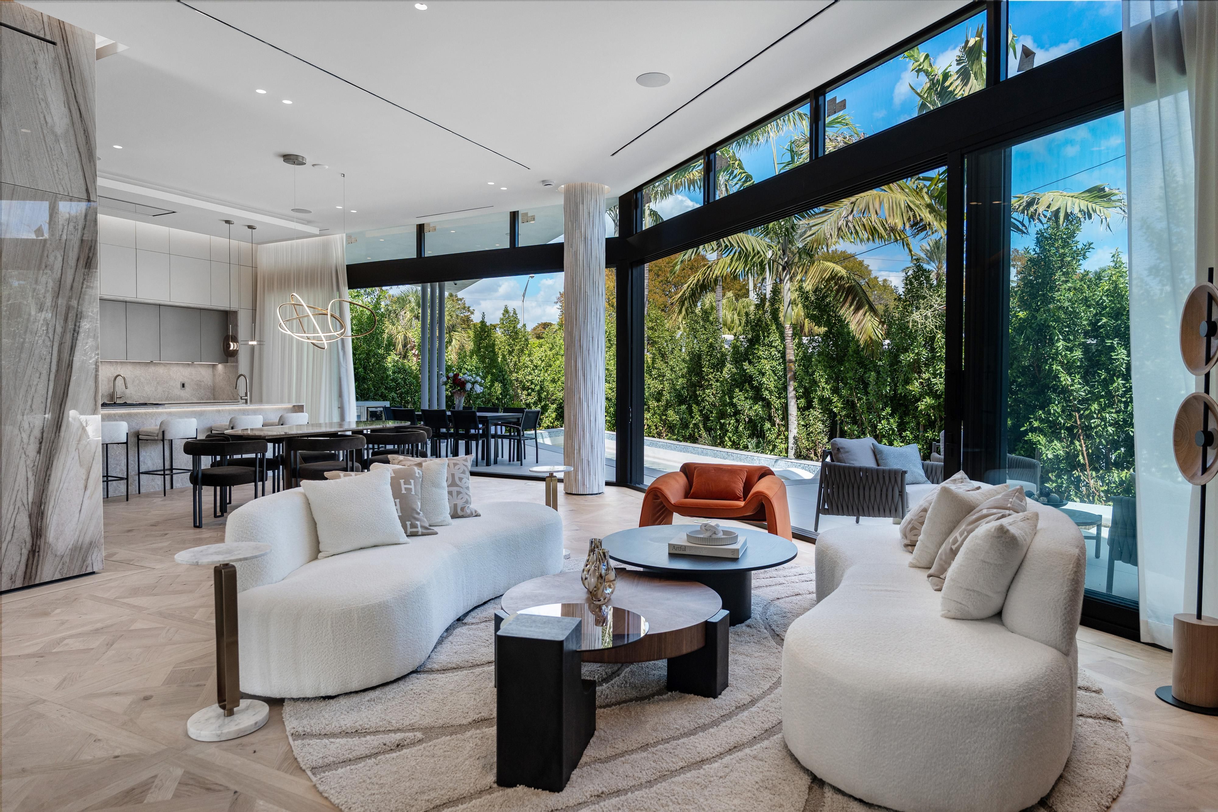  1045 W 47th Ct, Miami Beach, FL, 33140 - 物件實景