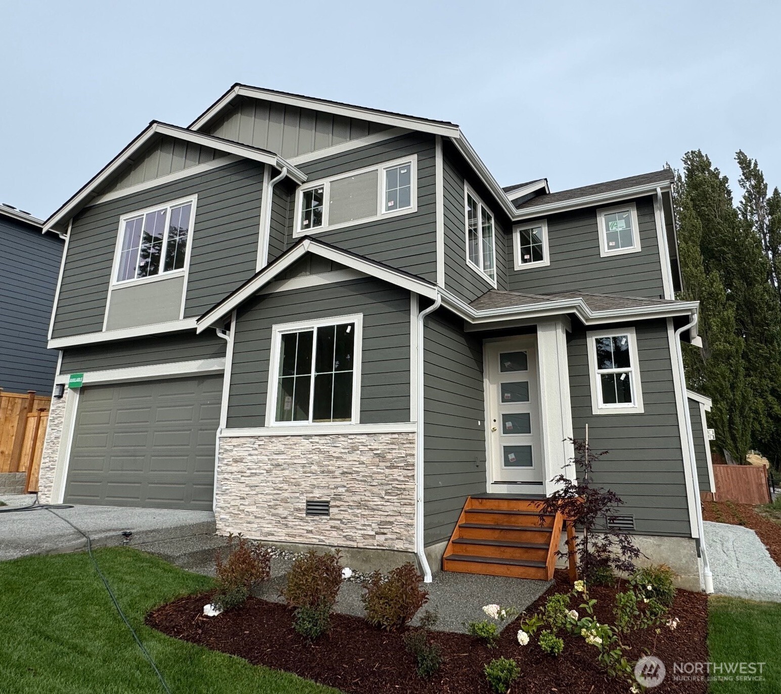 Oak Harbor, Washington, 98277, United States, 4 Bedrooms Bedrooms, ,3 BathroomsBathrooms,Residential,For Sale,1906336