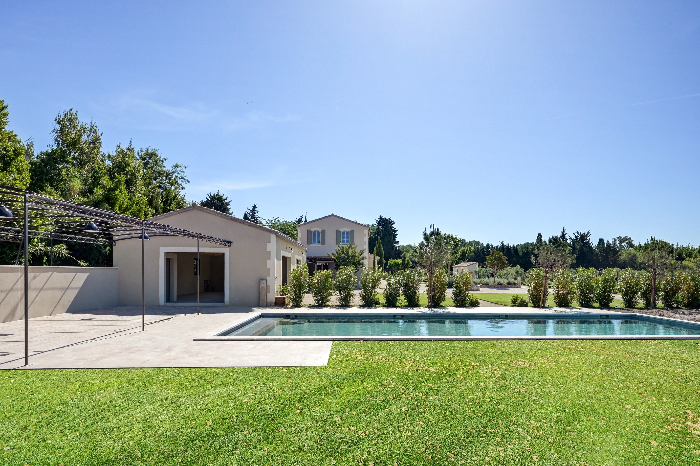  Exclusive listing. Saint Rémy de Provence, superb renovated property located 5 … - 物件實景