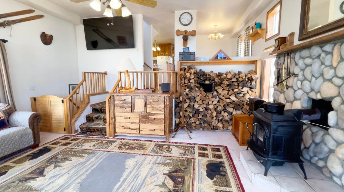 Brian Head, Utah, 84719, United States, 5 Bedrooms Bedrooms, ,3 BathroomsBathrooms,Residential,For Sale,1951004