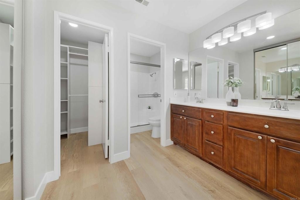 Chula Vista, California, 91910, United States, 2 Bedrooms Bedrooms, ,2 BathroomsBathrooms,Residential,For Sale,1949170