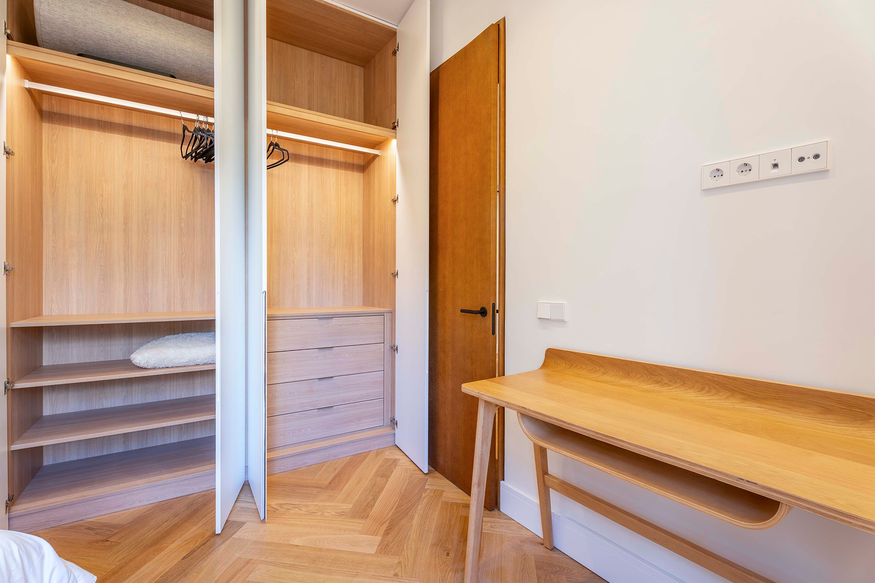  Contemporary Flat with 2 bedrooms and 2 bathrooms in Central Madrid - 物件實景