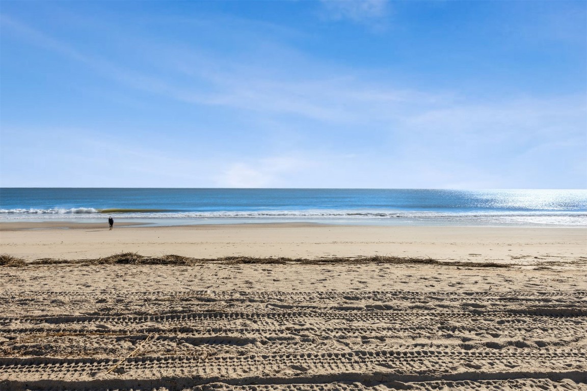 Fernandina Beach, Florida, 32034, United States, 3 Bedrooms Bedrooms, ,2 BathroomsBathrooms,Residential,For Sale,1985659