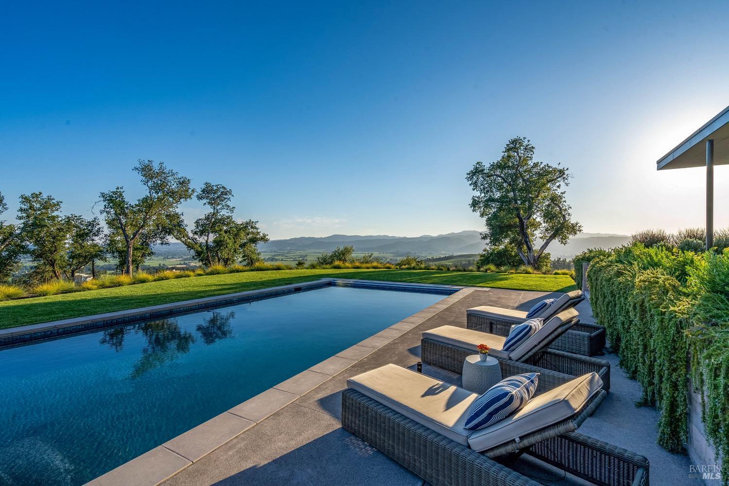 Napa, California, 94558, United States, 5 Bedrooms Bedrooms, ,8 BathroomsBathrooms,Residential,For Sale,1898720