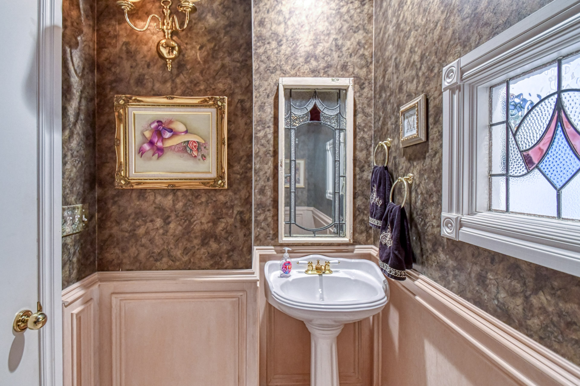 Norman, Oklahoma, 73072, United States, 4 Bedrooms Bedrooms, ,3 BathroomsBathrooms,Residential,For Sale,1967974