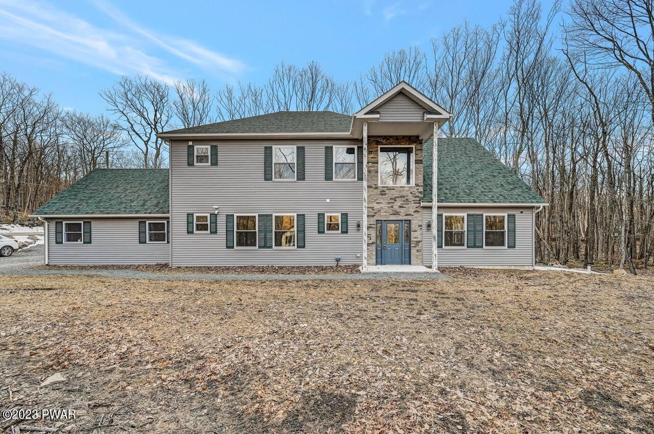 Lords Valley, Pennsylvania, 18428, United States, 4 Bedrooms Bedrooms, ,3 BathroomsBathrooms,Residential,For Sale,1923222