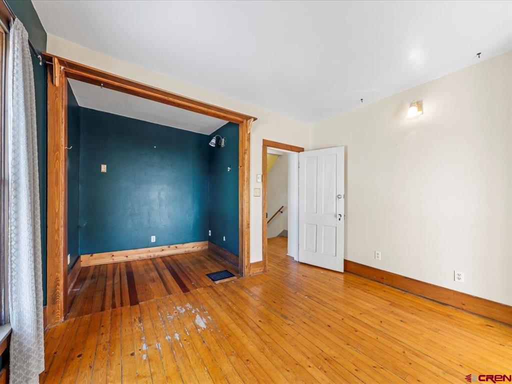 Montrose, Colorado, 81401, United States, 5 Bedrooms Bedrooms, ,1 BathroomBathrooms,Residential,For Sale,1994481