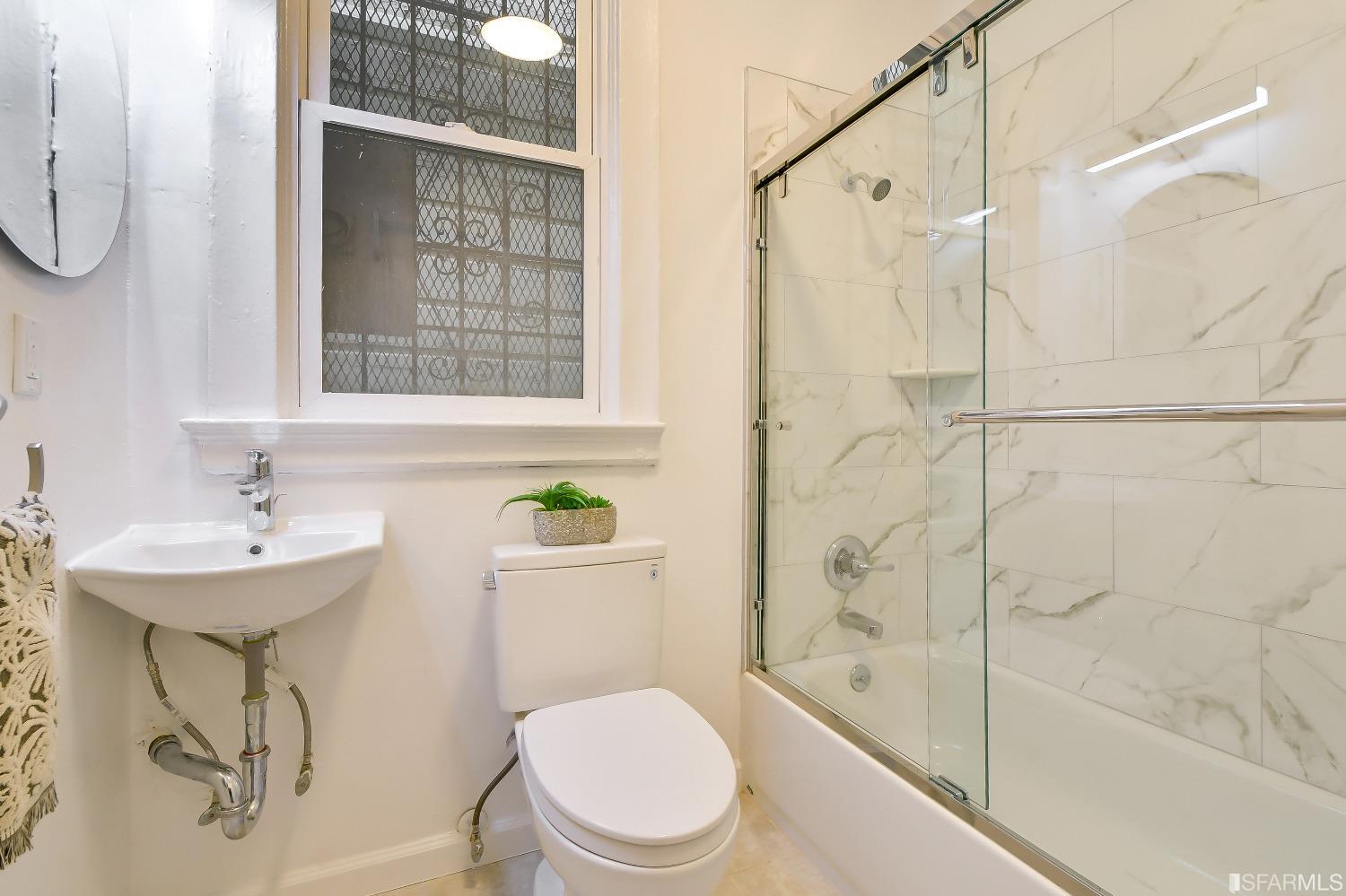 San Francisco, California, 94109, United States, 2 Bedrooms Bedrooms, ,1 BathroomBathrooms,Residential,For Sale,1987383