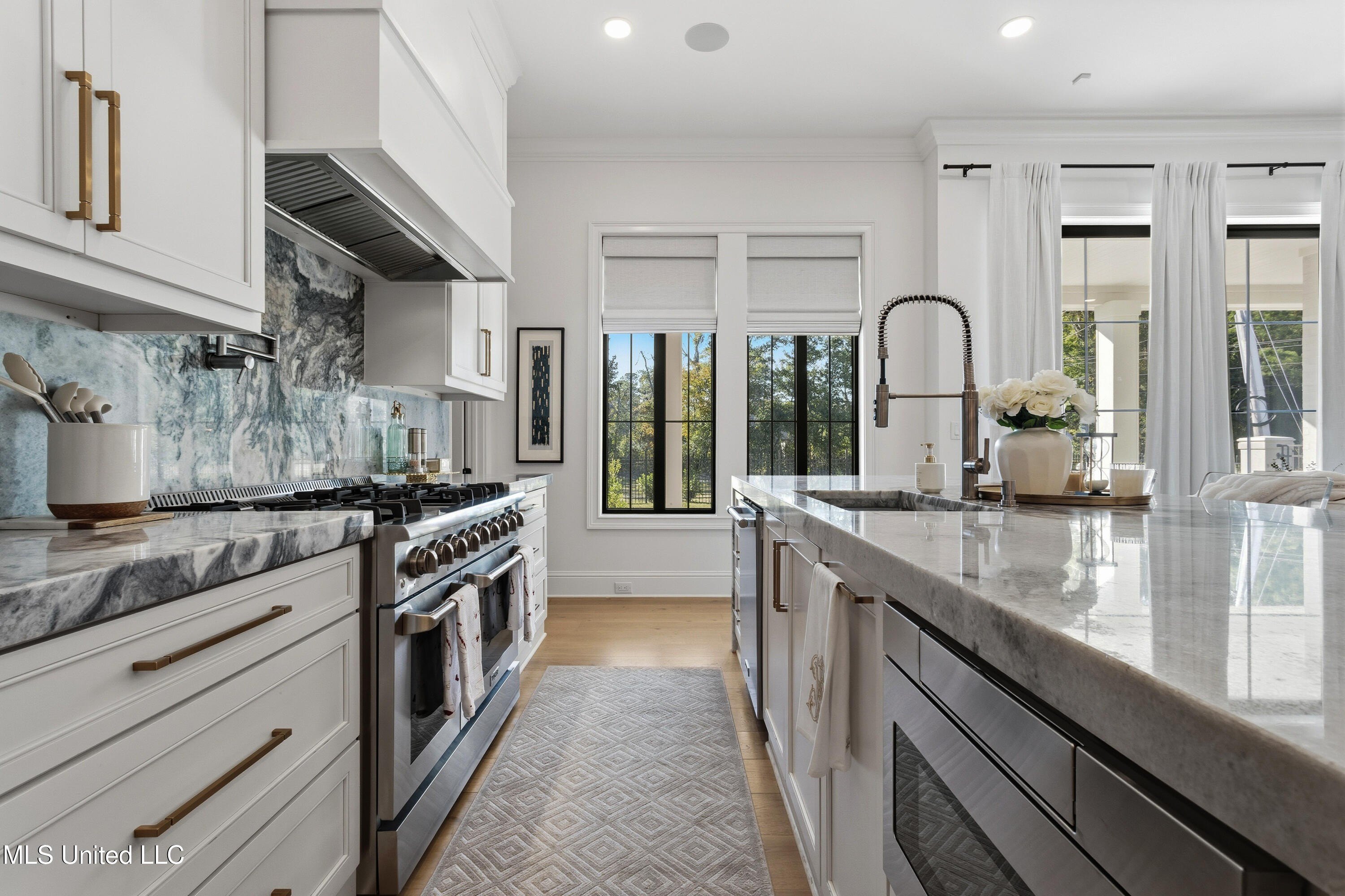 Biloxi, Mississippi, 39532, United States, 4 Bedrooms Bedrooms, ,4 BathroomsBathrooms,Residential,For Sale,1990750