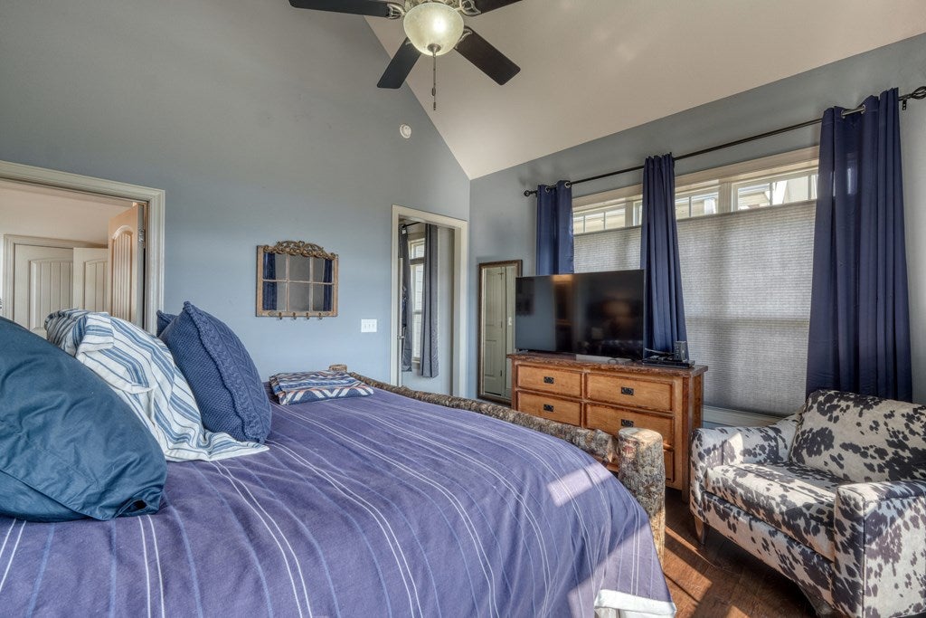 Hiawassee, Georgia, 30546, United States, 3 Bedrooms Bedrooms, ,4 BathroomsBathrooms,Residential,For Sale,1721105