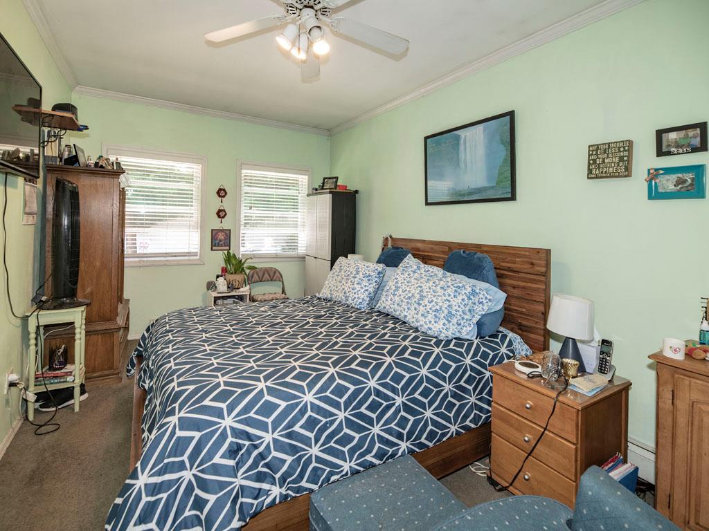 West Islip, New York, 11795, United States, 3 Bedrooms Bedrooms, ,2 BathroomsBathrooms,Residential,For Sale,1923514