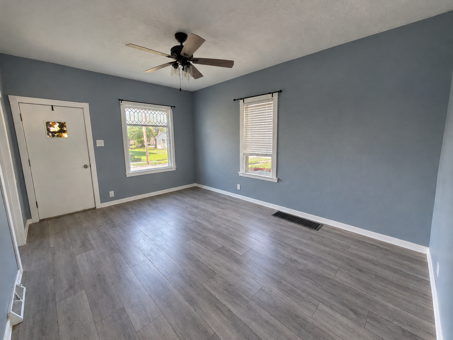 Swift Ave, Oglesby, IL 61348 #1