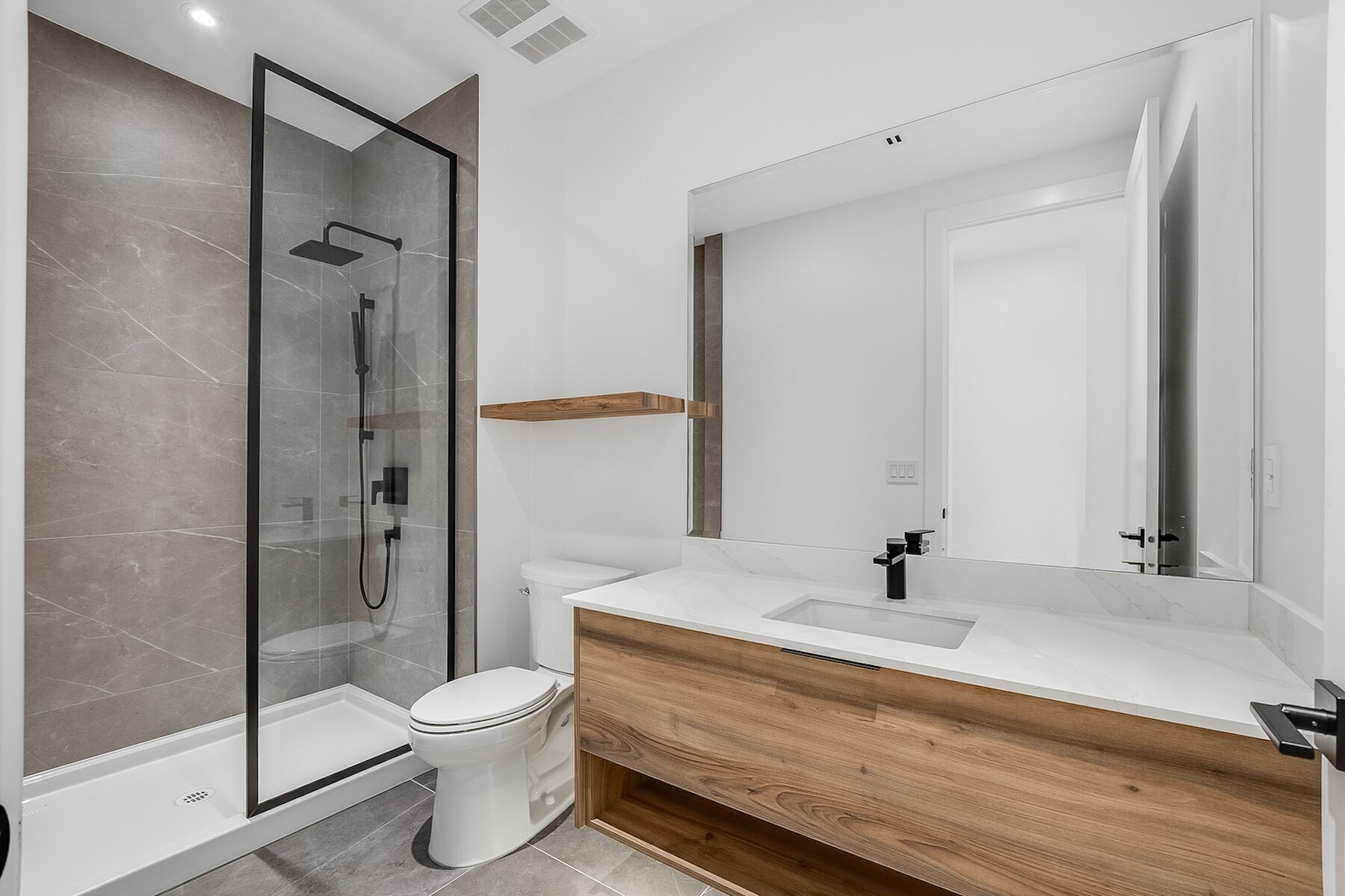  Kelowna, Thompson & Okanagan - 物件實景