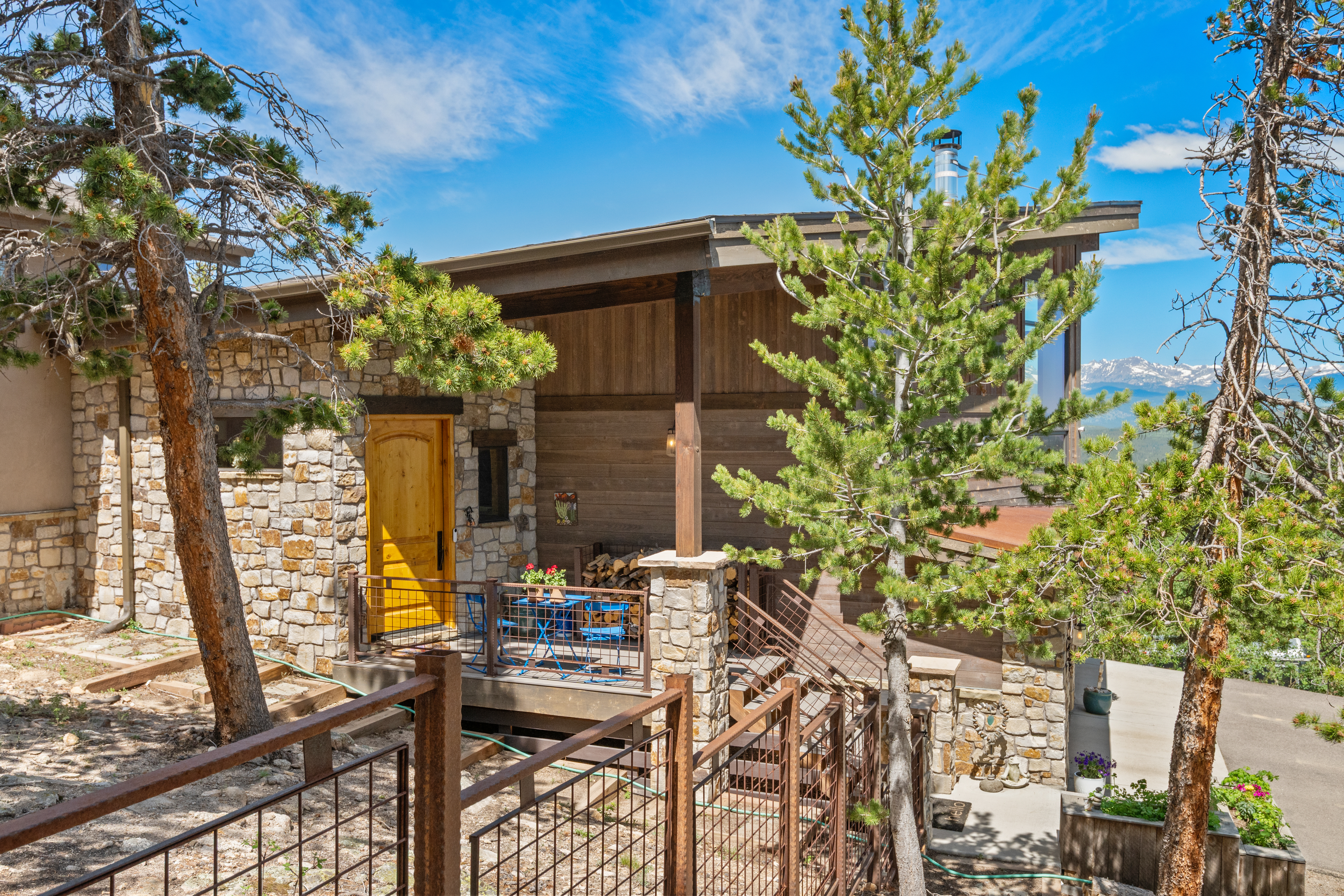  Custom Retreat with Unobstructed Views - 物件實景