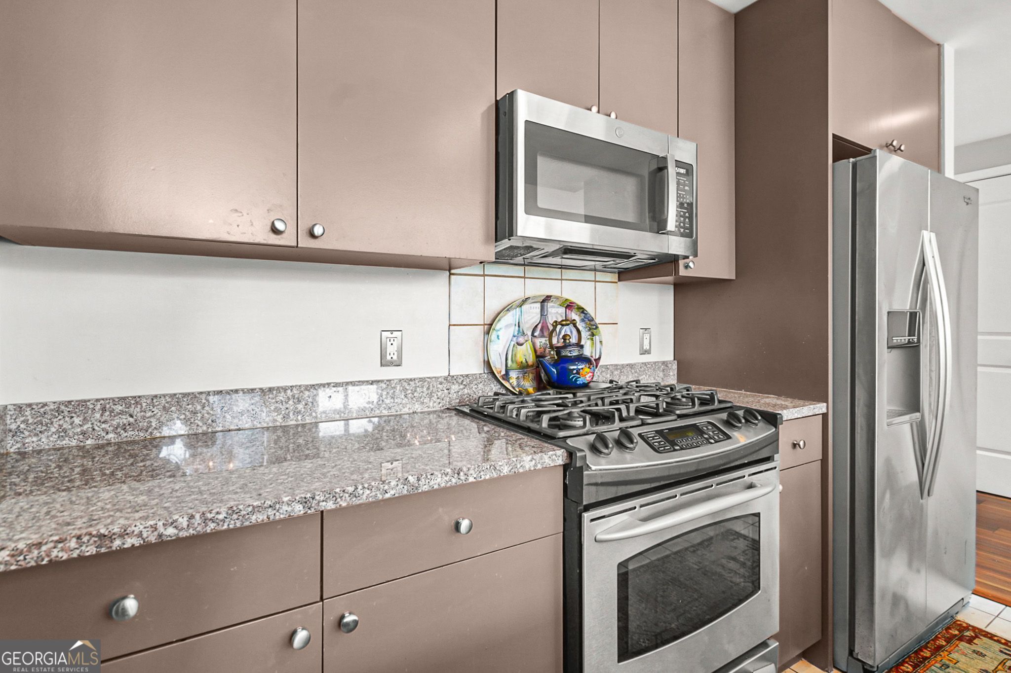 Atlanta, Georgia, 30326, United States, 2 Bedrooms Bedrooms, ,3 BathroomsBathrooms,Residential,For Sale,2001794