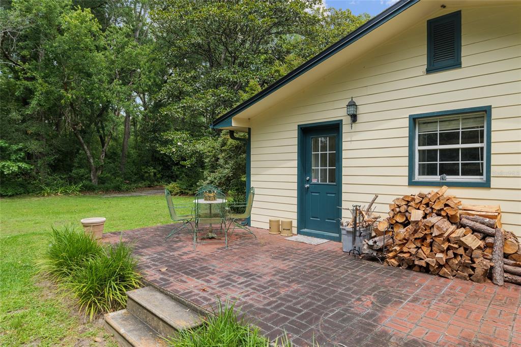 Newberry, Florida, 32669, United States, 3 Bedrooms Bedrooms, ,2 BathroomsBathrooms,Residential,For Sale,1847426