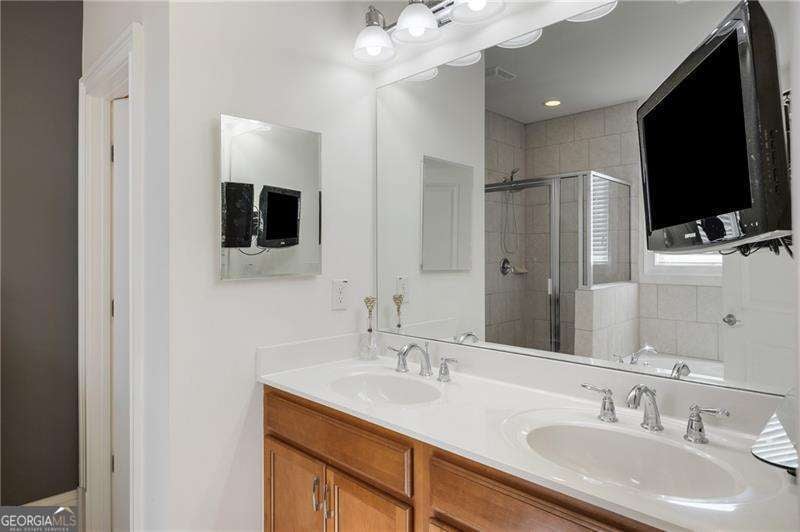 Atlanta, Georgia, 30363, United States, 3 Bedrooms Bedrooms, ,4 BathroomsBathrooms,Residential,For Sale,1913056