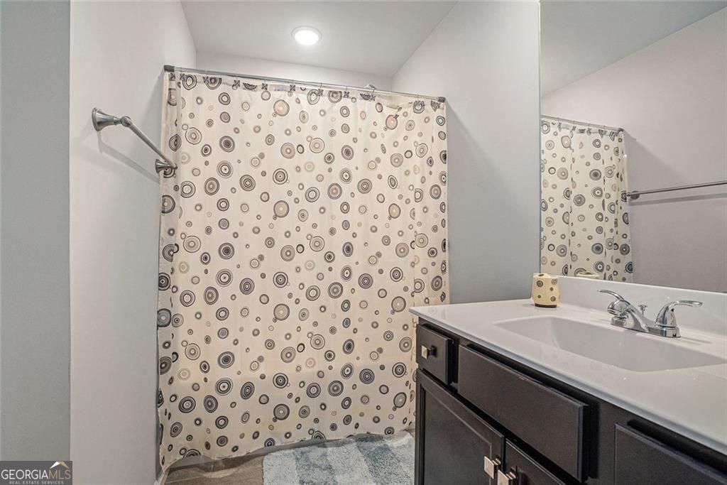 Auburn, Georgia, 30011, United States, 5 Bedrooms Bedrooms, ,3 BathroomsBathrooms,Residential,For Sale,1858924