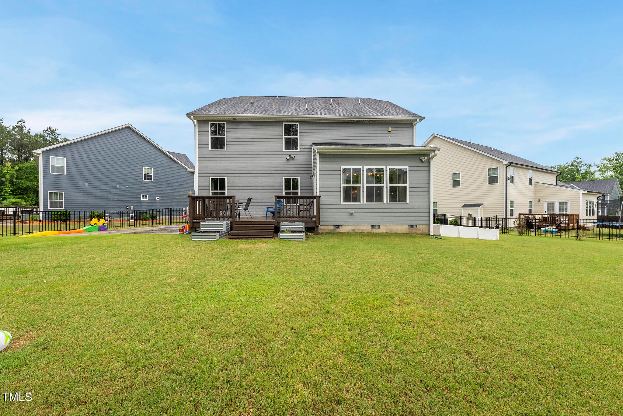New Hill, North Carolina, 27562, United States, 4 Bedrooms Bedrooms, ,4 BathroomsBathrooms,Residential,For Sale,1906690