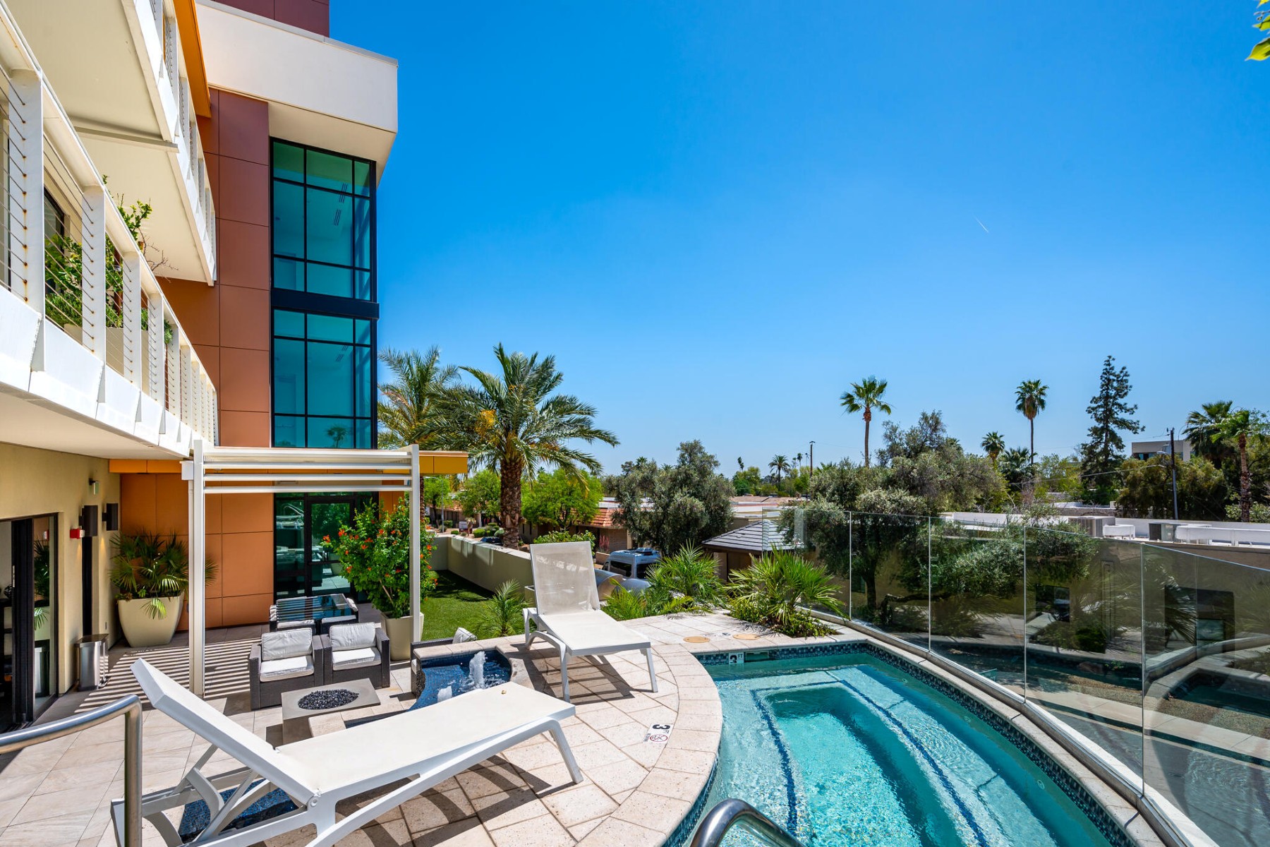  7502 E Main Street  Scottsdale, AZ - 物件實景
