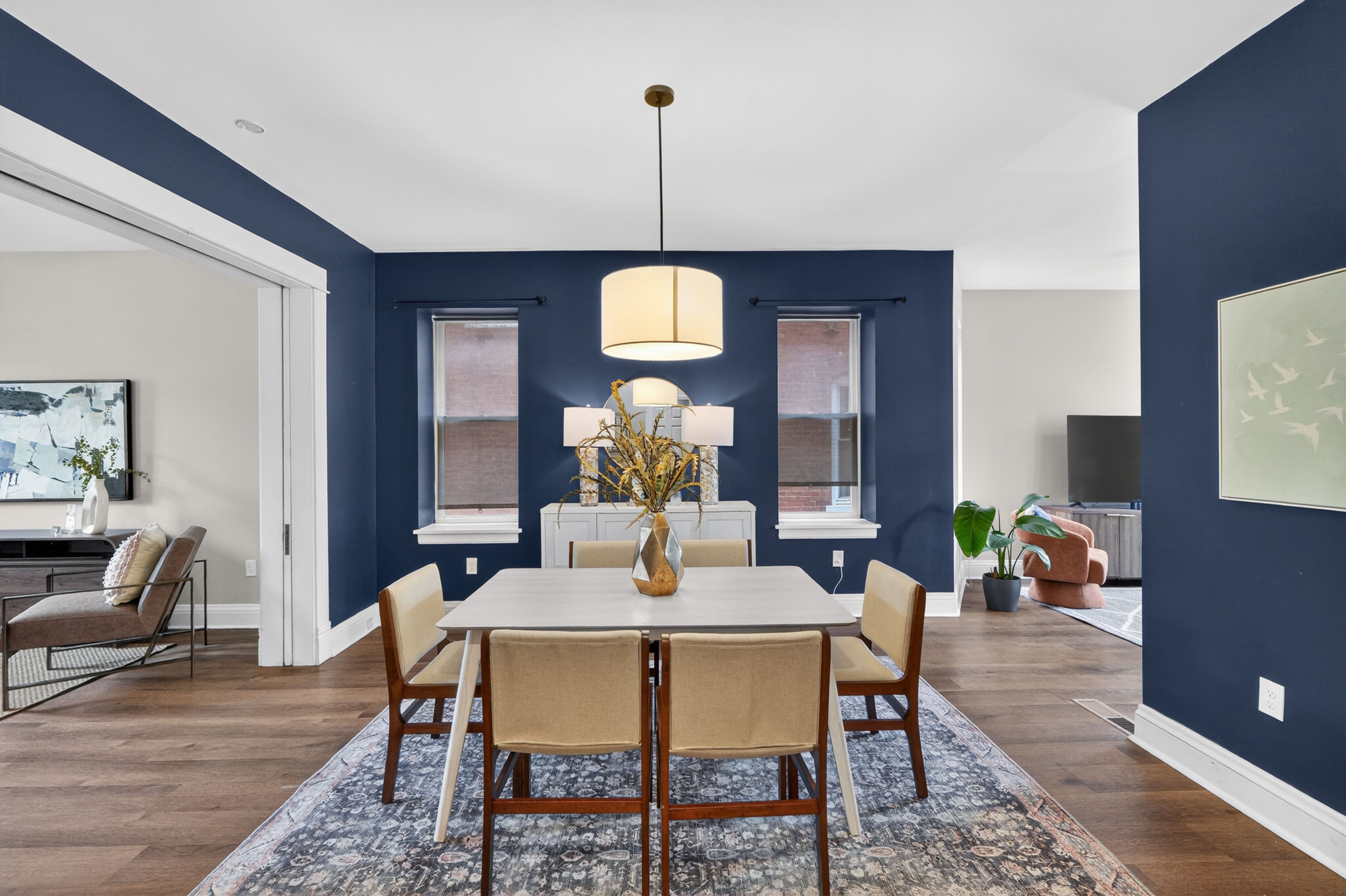  Beautifully updated, inviting home - 物件實景