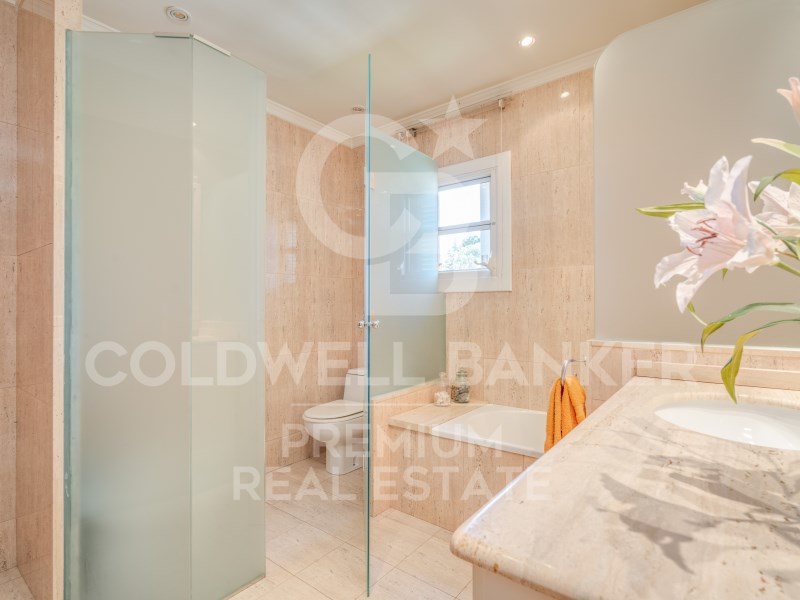 Cerdanyola del Vallès, Catalonia, ES, 4 Bedrooms Bedrooms, ,3 BathroomsBathrooms,Residential,For Sale,1481856