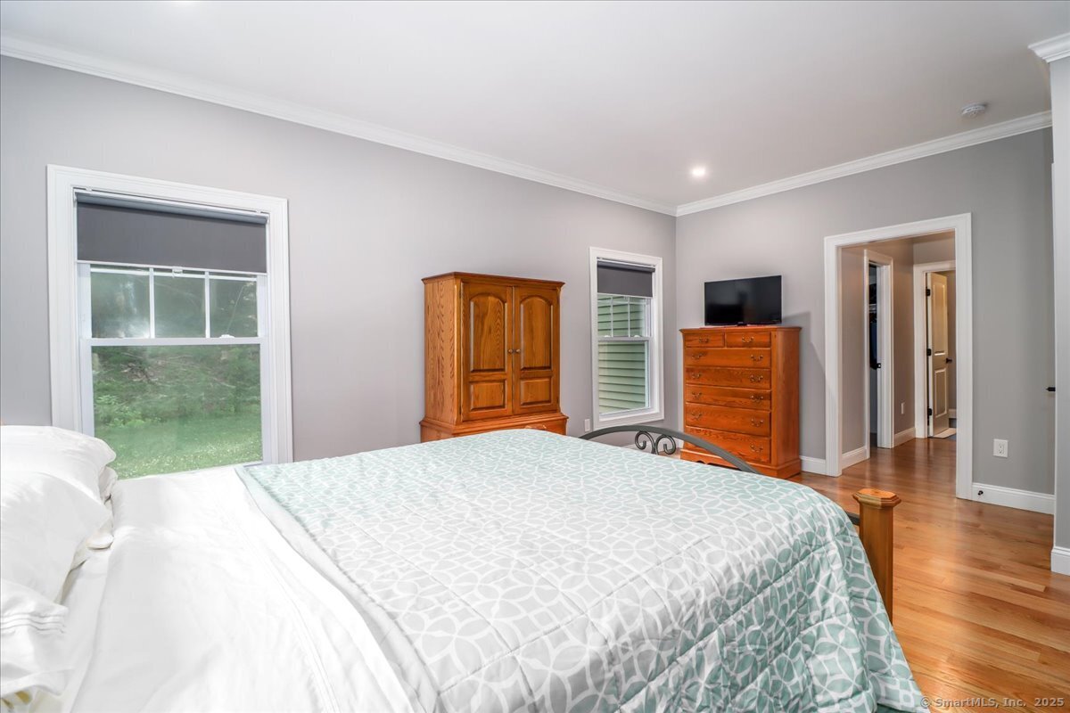 New Milford, Connecticut, 06776, United States, 2 Bedrooms Bedrooms, ,3 BathroomsBathrooms,Residential,For Sale,1875818