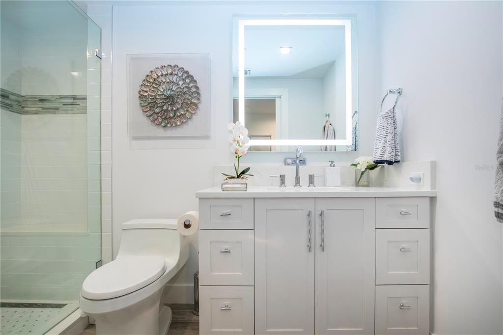 Longboat Key, Florida, 34228, United States, 2 Bedrooms Bedrooms, ,2 BathroomsBathrooms,Residential,For Sale,1993516