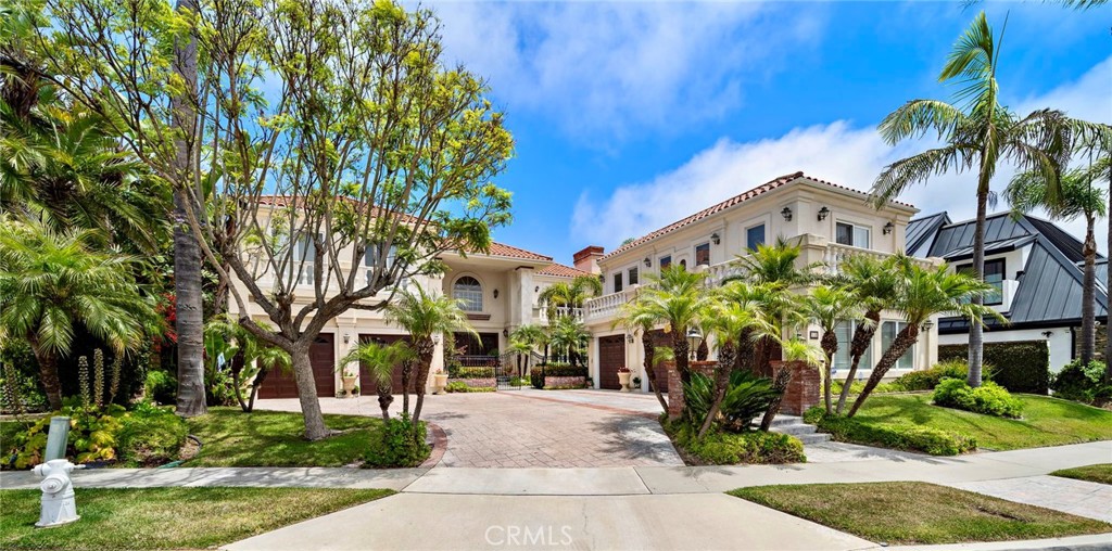 Corona del Mar, California, 92625, United States, 7 Bedrooms Bedrooms, ,8 BathroomsBathrooms,Residential,For Sale,1898371