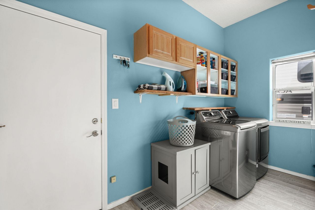 Albuquerque, New Mexico, 87122, United States, 3 Bedrooms Bedrooms, ,2 BathroomsBathrooms,Residential,For Sale,1992964