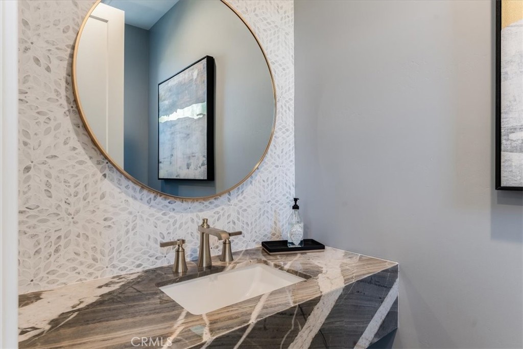 San Luis Obispo, California, 93401, United States, 5 Bedrooms Bedrooms, ,6 BathroomsBathrooms,Residential,For Sale,2008963