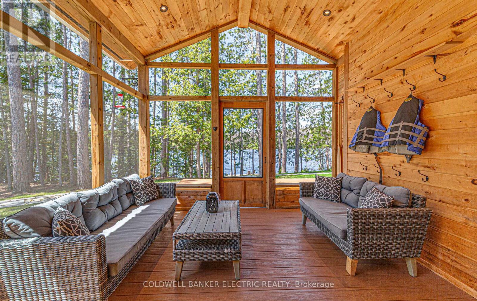 FARADAY, Ontario, K0L 1C0, CA, 5 Bedrooms Bedrooms, ,3 BathroomsBathrooms,Residential,For Sale,1828351