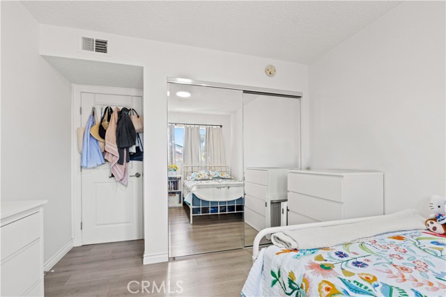 Lynwood, California, 90262, United States, 4 Bedrooms Bedrooms, ,2 BathroomsBathrooms,Residential,For Sale,1974139