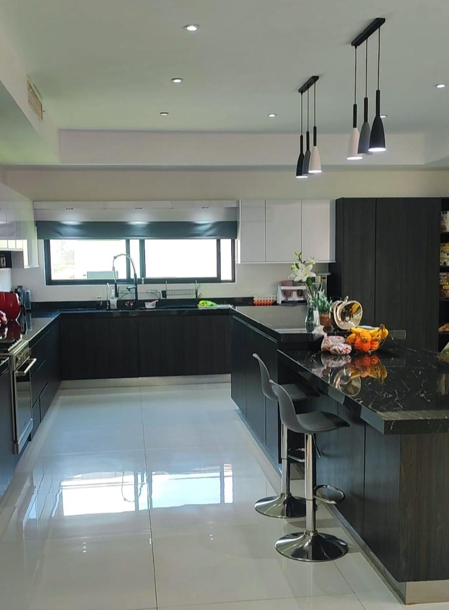Real de Nogalar, Torreón, Coahuila de Zaragoza, 27018, Mexico, 4 Bedrooms Bedrooms, ,5 BathroomsBathrooms,Residential,For Sale,Real de Nogalar,1571697