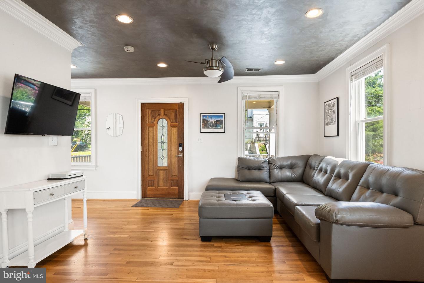 Washington, District of Columbia, 20018, United States, 3 Bedrooms Bedrooms, ,4 BathroomsBathrooms,Residential,For Sale,1907090