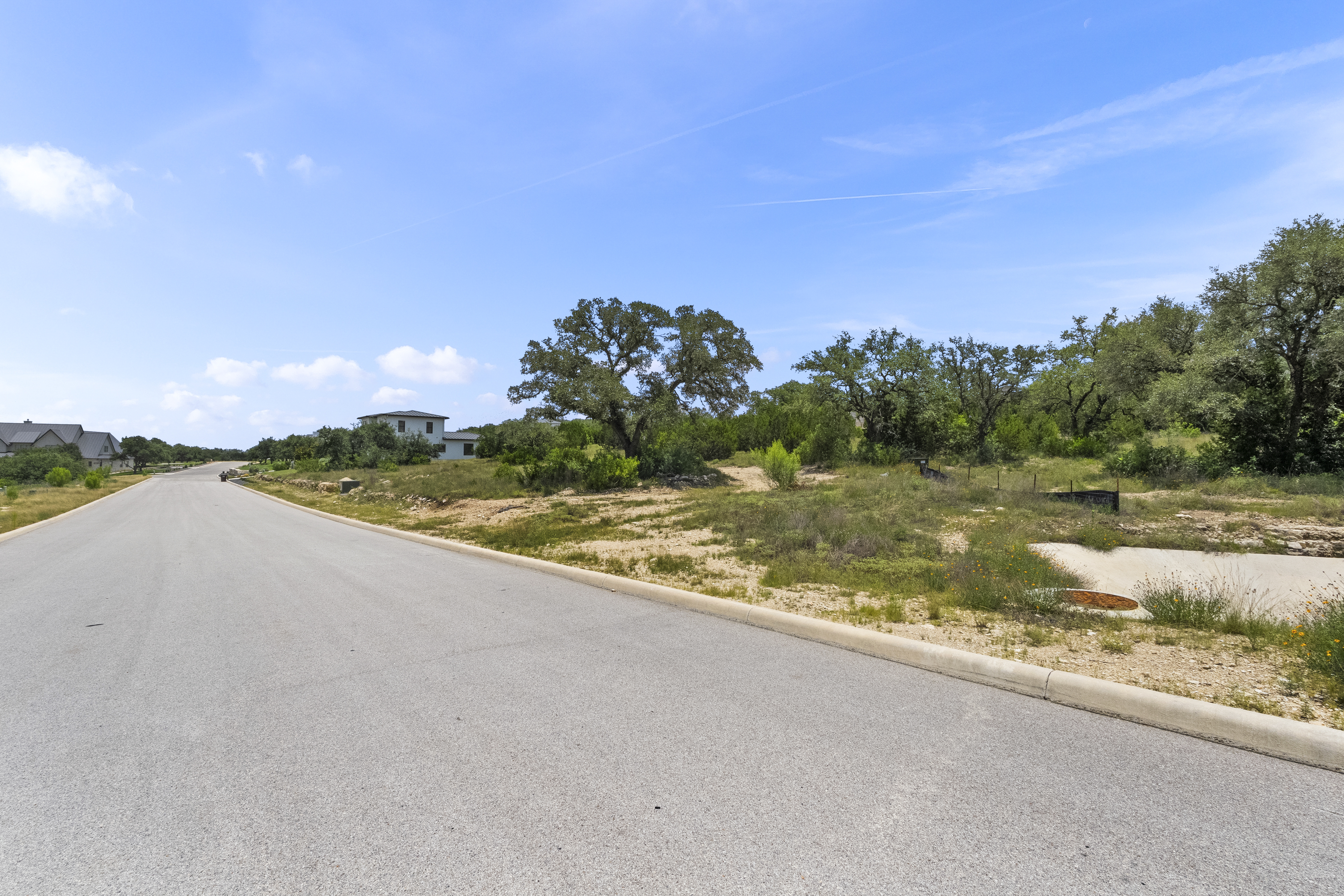  Exceptional Lot with Panoramic Views - 物件實景