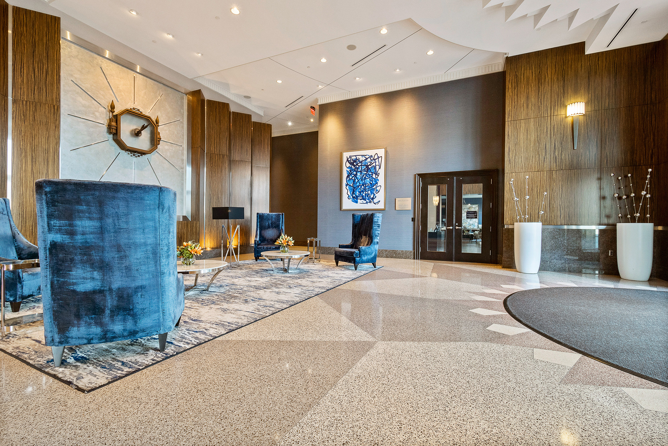  Luxury High-rise Living on the 32nd Floor with Breathtaking Skyline Views - 物件實景