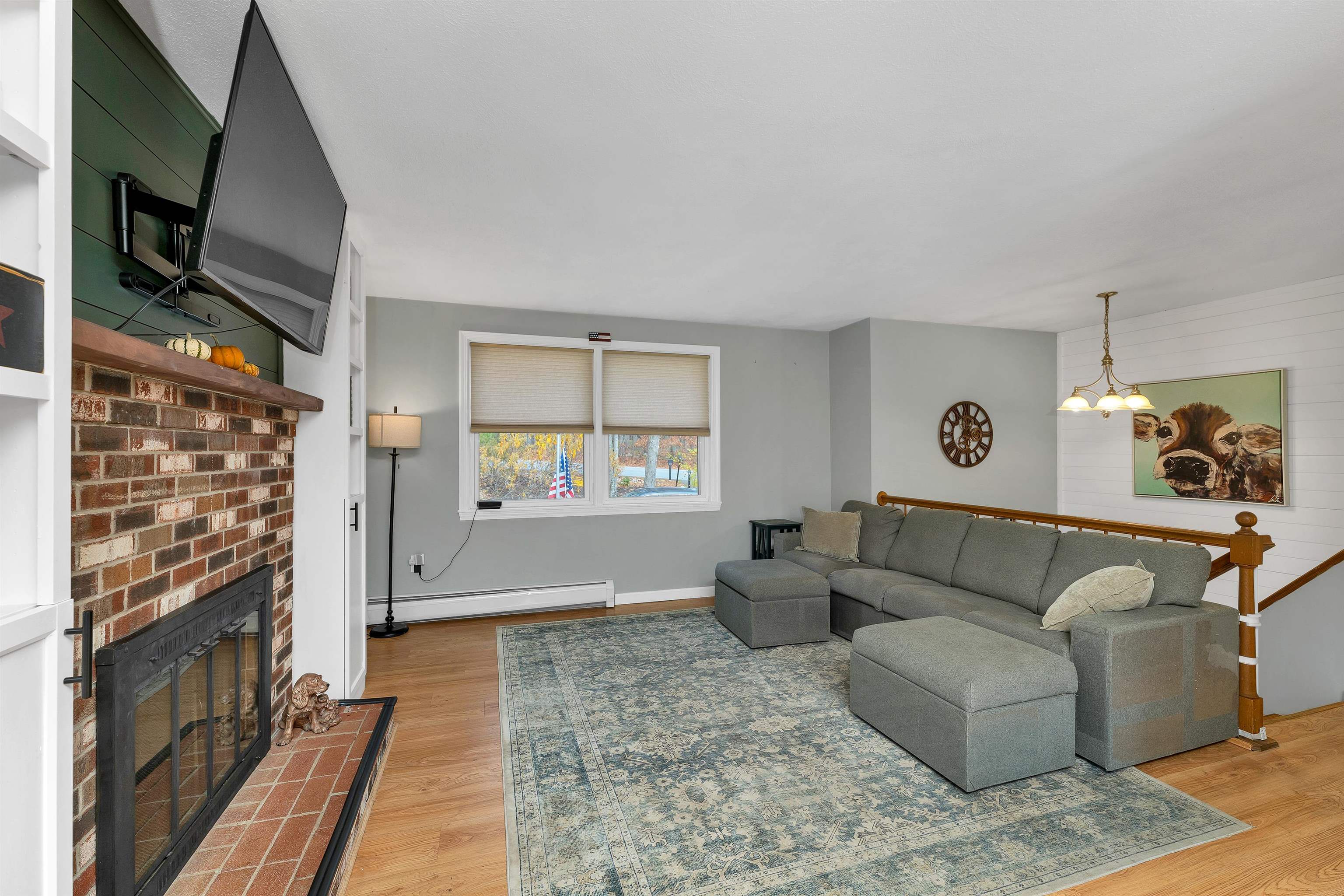 Hooksett, New Hampshire, 03106, United States, 3 Bedrooms Bedrooms, ,2 BathroomsBathrooms,Residential,For Sale,1992104