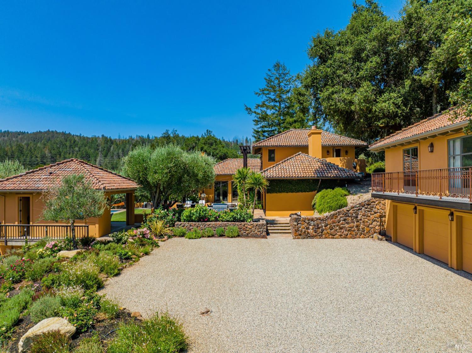 Calistoga, California, 94515, United States, 8 Bedrooms Bedrooms, ,10 BathroomsBathrooms,Residential,For Sale,1896819
