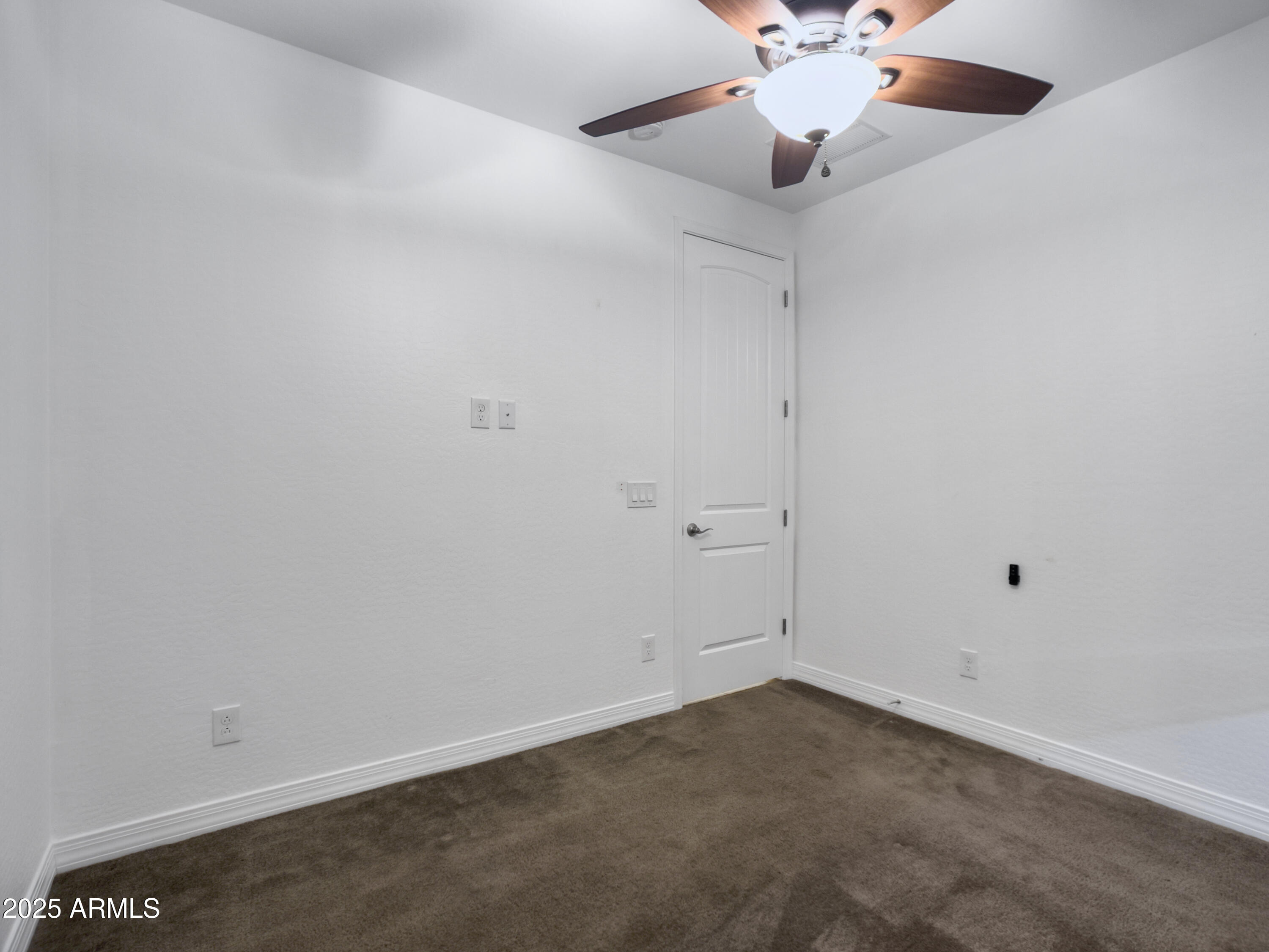 Gilbert, Arizona, 85298, United States, 3 Bedrooms Bedrooms, ,Residential,For Sale,1960746