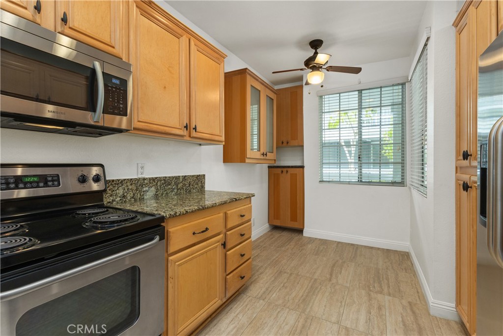 Huntington Beach, California, 92646, United States, 2 Bedrooms Bedrooms, ,2 BathroomsBathrooms,Residential,For Sale,1939014